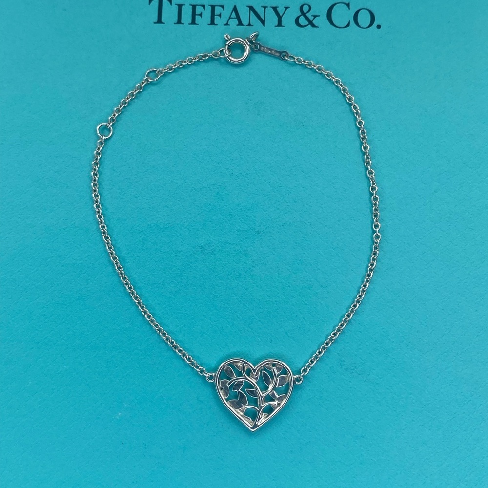 Tiffany & Co. Silver Leaf Heart bracelet - Picture 3 of 3